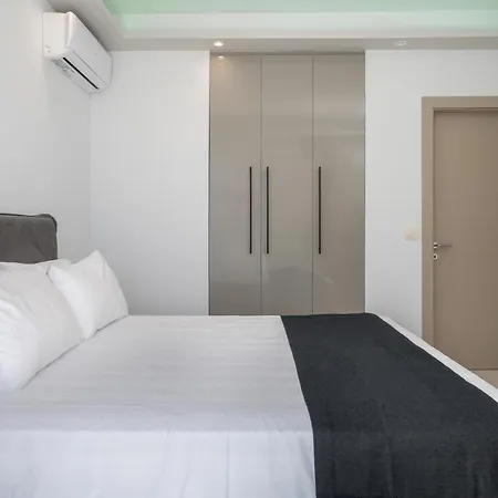 Katerina 2 Willa Kateleios